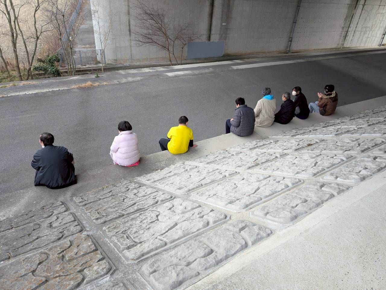 散歩に行ったりアートに触れたり